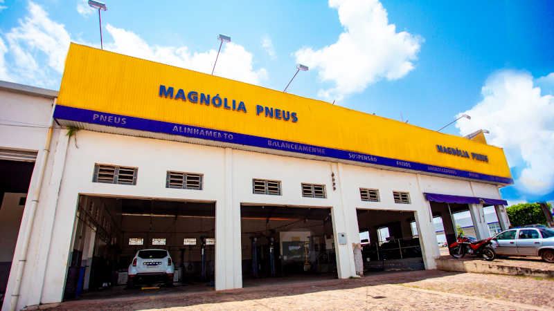 Fachada da Empresa Magnólia Pneus